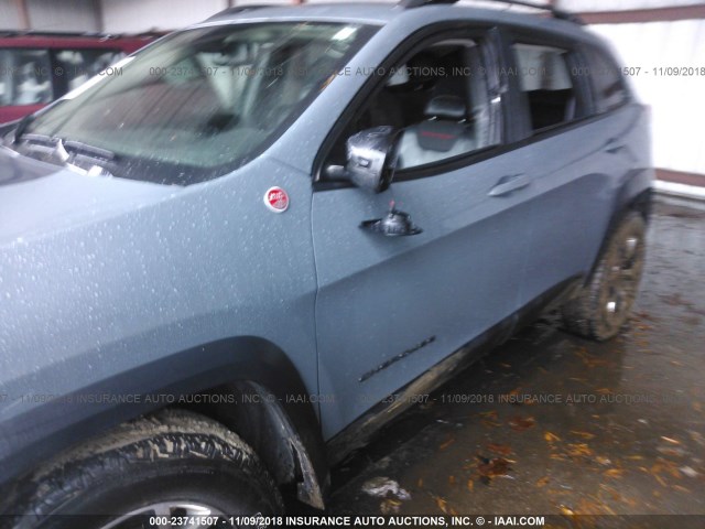 1C4PJMBB5FW595225 - 2015 JEEP CHEROKEE TRAILHAWK 灰色 照片 6