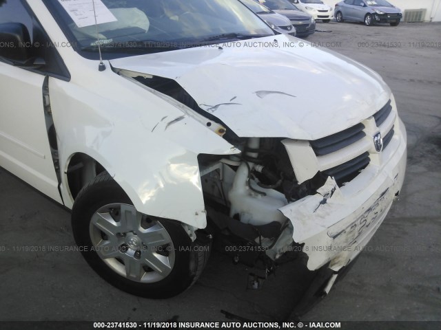 2D4RN4DE3AR362758 - 2010 DODGE GRAND CARAVAN SE WHITE photo 6