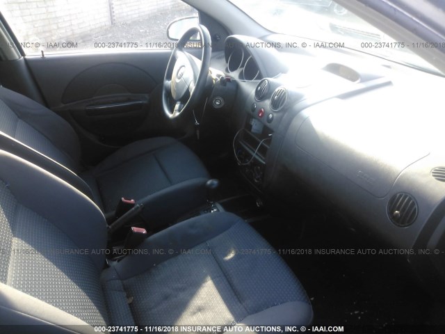 KL1TD66626B673957 - 2006 CHEVROLET AVEO LS GRAY photo 5