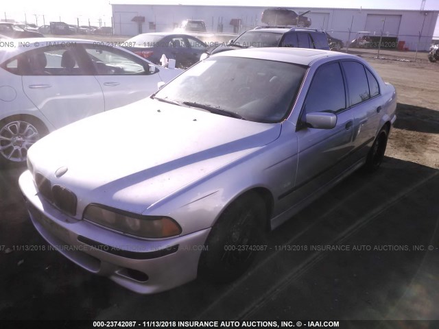 WBADN63482GN86099 - 2002 BMW 540 I AUTOMATIC Gümüş fotoğraf 2