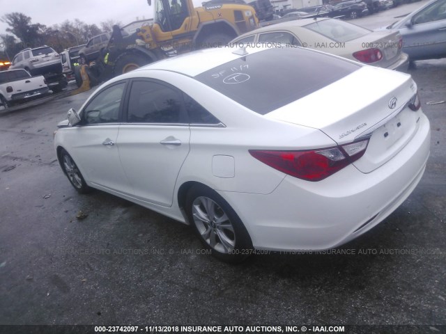 5NPEC4ACXDH552854 - 2013 HYUNDAI SONATA SE/LIMITED WHITE photo 3