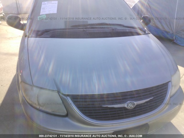 2C4GP54L03R353814 - 2003 CHRYSLER TOWN & COUNTRY LXI Pewter photo 6