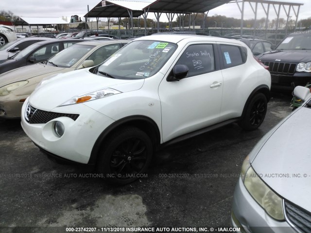 JN8AF5MV2ET481255 - 2014 NISSAN JUKE S/SV/SL/NISMO WHITE photo 2