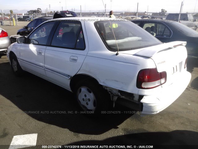 KMHJF23M5SU907976 - 1995 HYUNDAI ELANTRA WHITE photo 3