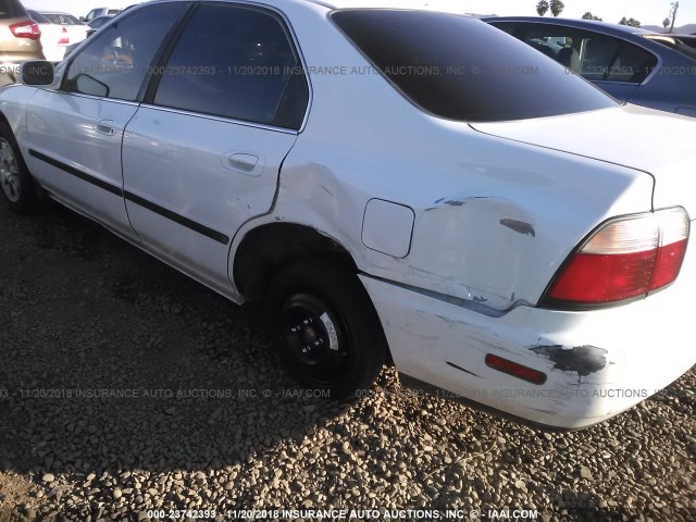 1HGCD5656TA125666 - 1996 HONDA ACCORD EX/EX-R WHITE photo 6