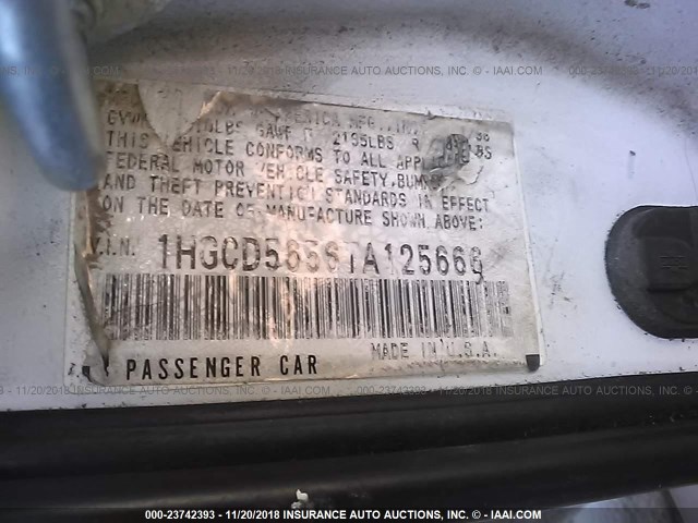 1HGCD5656TA125666 - 1996 HONDA ACCORD EX/EX-R WHITE photo 9