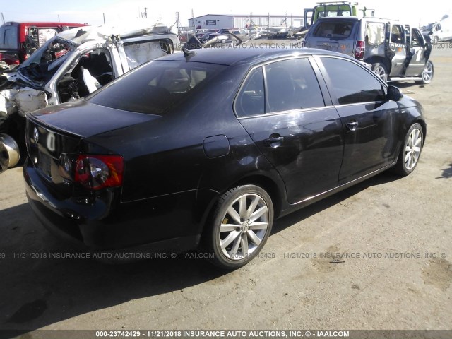 3VWRJ7AJ4AM044468 - 2010 VOLKSWAGEN JETTA WOLFSBURG 黑色 照片 4