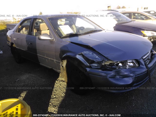 JT2BG22K1Y0404122 - 2000 TOYOTA CAMRY CE/LE/XLE 蓝色 照片 1