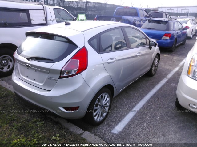 3FADP4EJ2EM179321 - 2014 FORD FIESTA SE SILVER photo 4