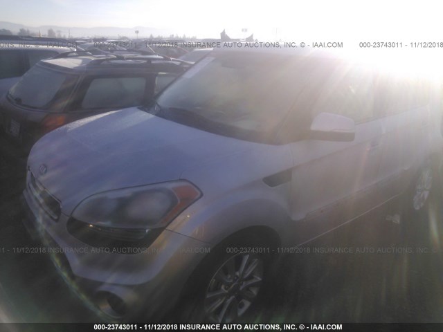 KNDJT2A60D7754409 - 2013 KIA SOUL +/!/SPORT SILVER photo 2