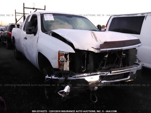 1GC2CVCG4DZ177433 - 2013 CHEVROLET SILVERADO C2500 HEAVY DUTY WHITE photo 1