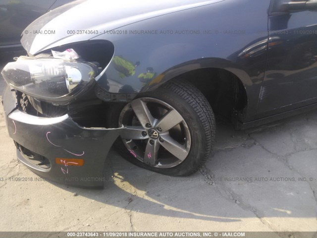 WVWDB7AJ7BW296873 - 2011 VOLKSWAGEN GOLF 灰色 照片 6
