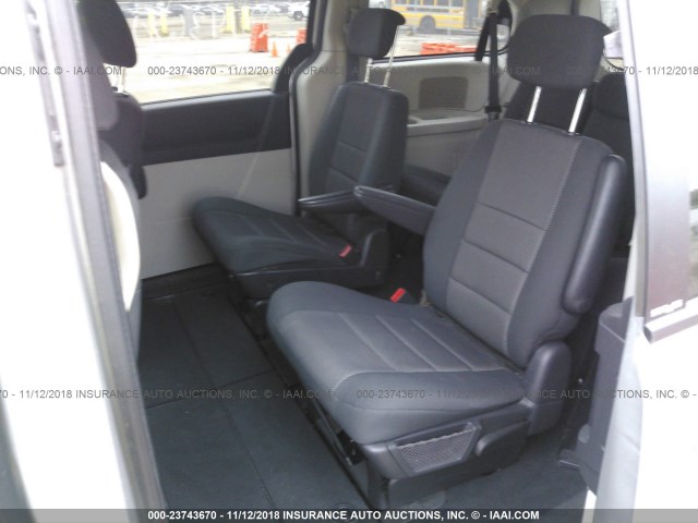 2D8HN44E79R628045 - 2009 DODGE GRAND CARAVAN SE GRAY photo 8