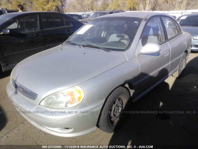 KNADC123126178079 - 2002 KIA RIO SILVER photo 2