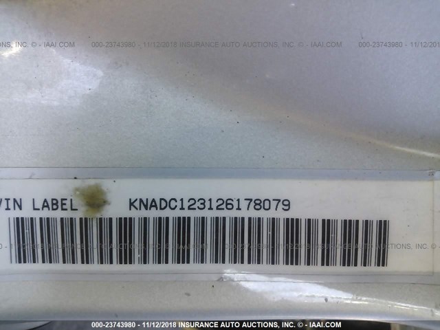 KNADC123126178079 - 2002 KIA RIO SILVER photo 9