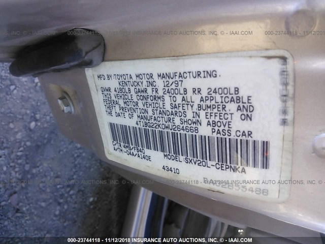 4T1BG22K0WU264668 - 1998 TOYOTA CAMRY CE/LE/XLE SILVER photo 9