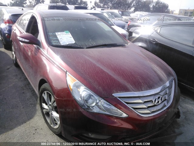 5NPEC4AC3DH721631 - 2013 HYUNDAI SONATA SE/LIMITED RED photo 1