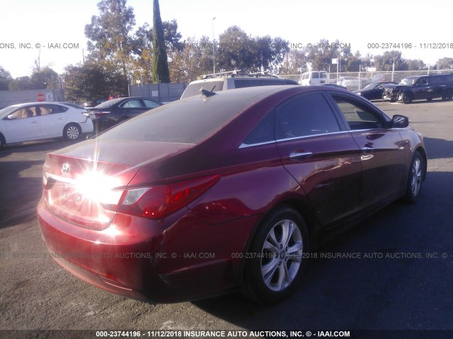 5NPEC4AC3DH721631 - 2013 HYUNDAI SONATA SE/LIMITED RED photo 4