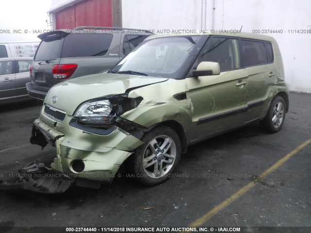 KNDJT2A27B7315427 - 2011 KIA SOUL +/!/SPORT GREEN photo 2