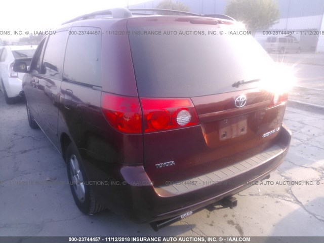 5TDZK23CX8S206888 - 2008 TOYOTA SIENNA CE/LE RED photo 3