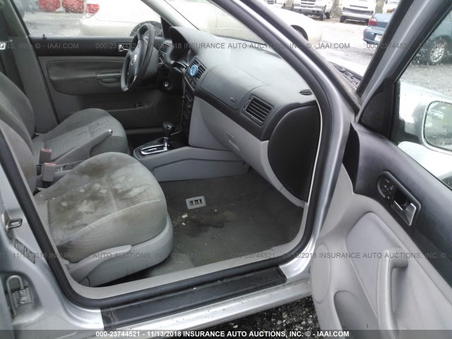 3VWRK69MX5M064610 - 2005 VOLKSWAGEN JETTA GL SILVER photo 5