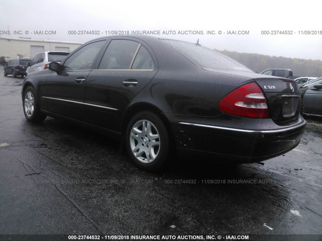 WDBUF65J63A220146 - 2003 MERCEDES-BENZ E 320 BLACK photo 3