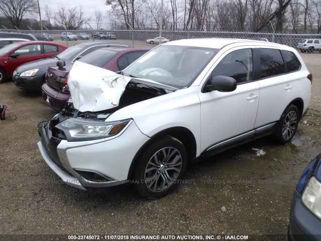 JA4AZ3A36GZ042063 - 2016 MITSUBISHI OUTLANDER SE/SEL WHITE photo 2