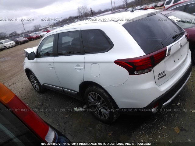 JA4AZ3A36GZ042063 - 2016 MITSUBISHI OUTLANDER SE/SEL WHITE photo 3