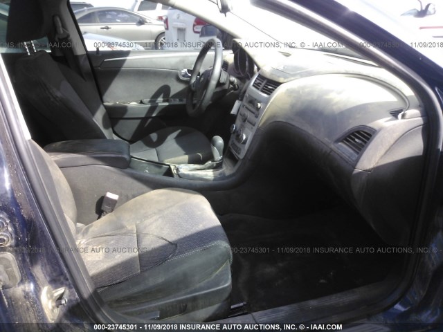1G1ZC5E04AF278542 - 2010 CHEVROLET MALIBU 1LT BLUE photo 5