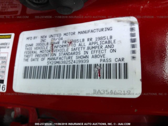 5Y2SM63825Z419939 - 2005 PONTIAC VIBE RED photo 9