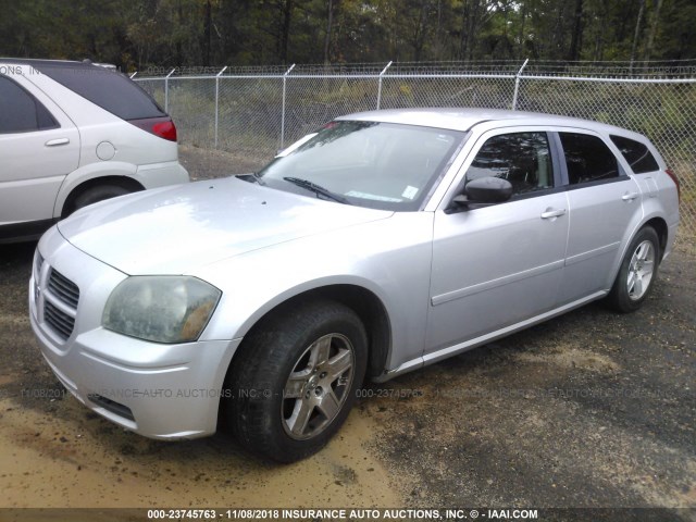 2D4FV47T26H533140 - 2006 DODGE MAGNUM SE SILVER photo 2