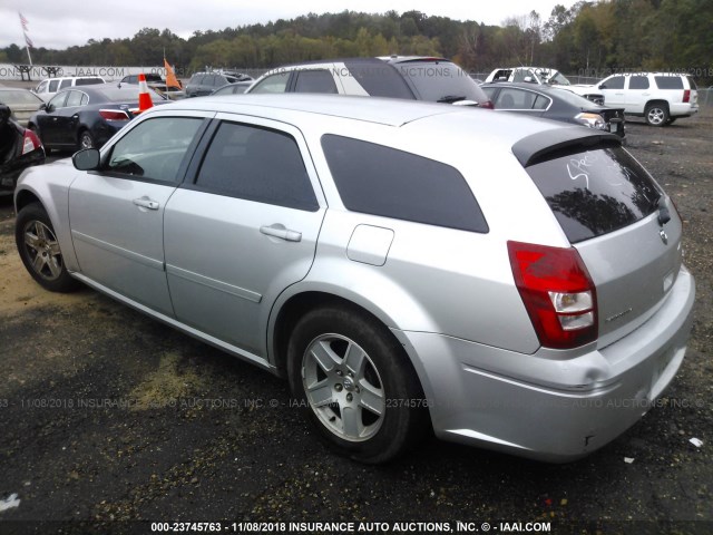 2D4FV47T26H533140 - 2006 DODGE MAGNUM SE SILVER photo 3