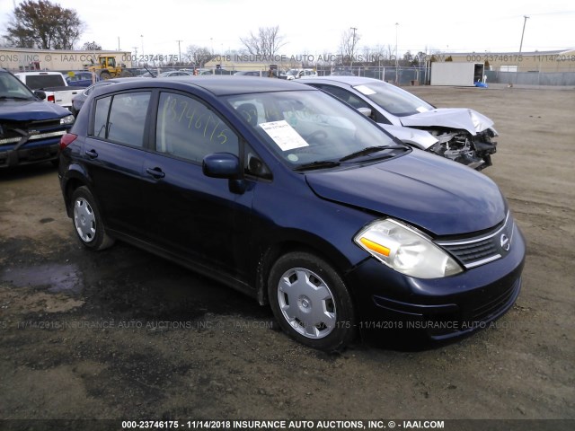 3N1BC13EX8L462600 - 2008 NISSAN VERSA S/SL Dark Blue photo 1