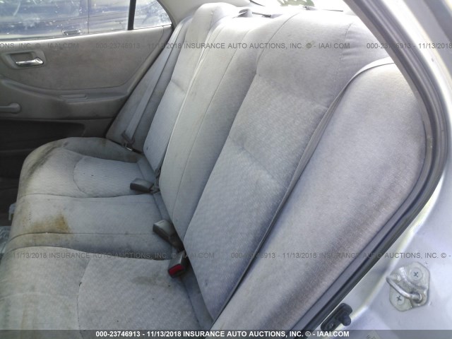 1HGCF86601A088003 - 2001 HONDA ACCORD VALUE SILVER photo 8