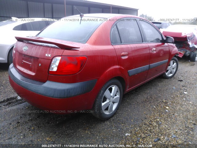 KNADE123286348386 - 2008 KIA RIO LX/SX RED photo 4