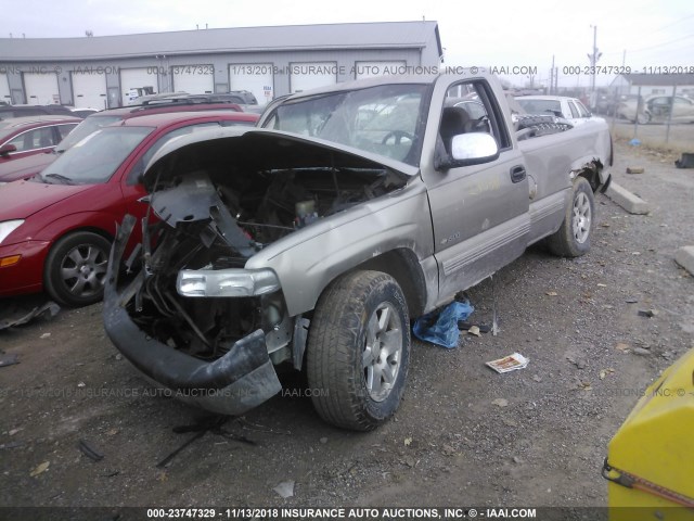 1GCEC14V2YE157424 - 2000 CHEVROLET SILVERADO C1500 TAN photo 2