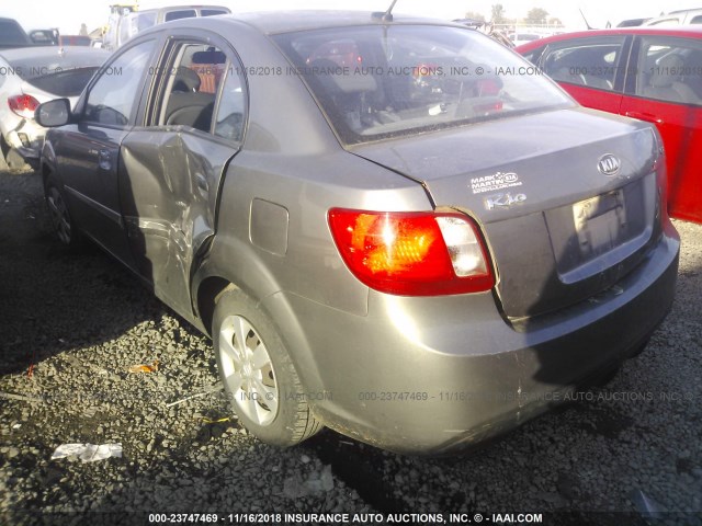 KNADH4A31B6711861 - 2011 KIA RIO LX/SX GRAY photo 3