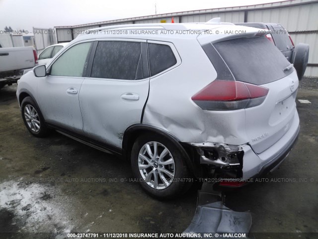 KNMAT2MV1JP585368 - 2018 NISSAN ROGUE S/SV SILVER photo 3