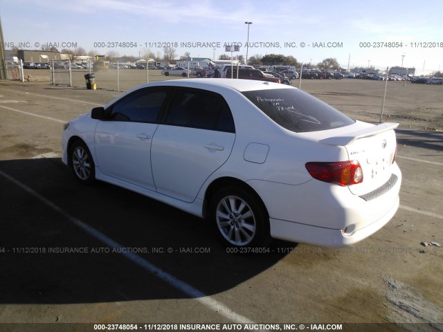 1NXBU40E79Z102901 - 2009 TOYOTA COROLLA S/LE/XLE WHITE photo 3