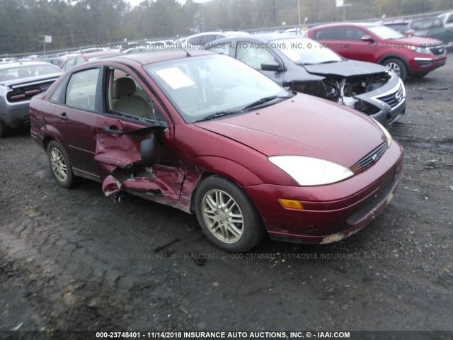 1FAHP3839YW426217 - 2000 FORD FOCUS ZTS RED photo 1