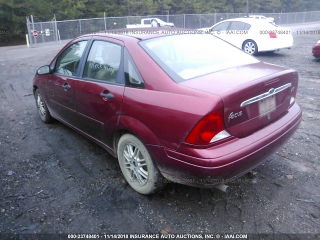 1FAHP3839YW426217 - 2000 FORD FOCUS ZTS RED photo 3