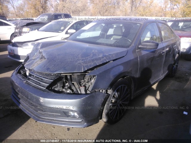 3VWD17AJ8GM396634 - 2016 VOLKSWAGEN JETTA SPORT GRAY photo 2