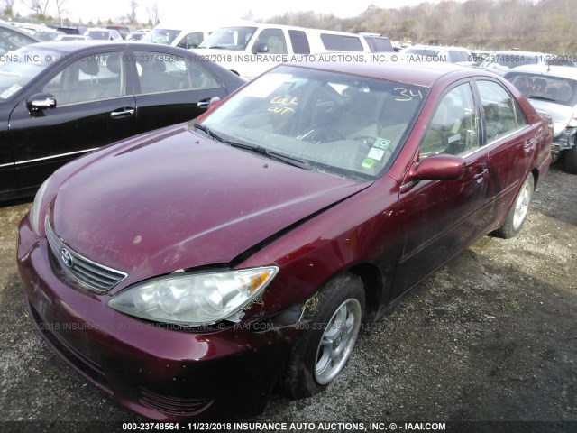 4T1BE30K86U159990 - 2006 TOYOTA CAMRY LE/XLE/SE RED photo 2