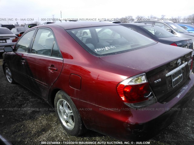 4T1BE30K86U159990 - 2006 TOYOTA CAMRY LE/XLE/SE RED photo 3