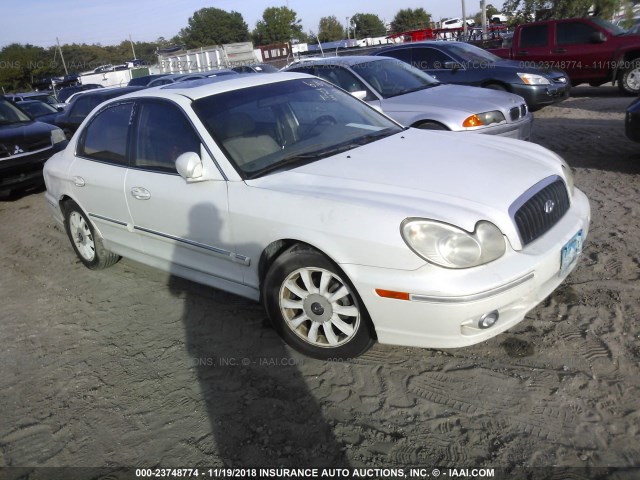 KMHWF35H12A608952 - 2002 HYUNDAI SONATA GLS/LX WHITE photo 1