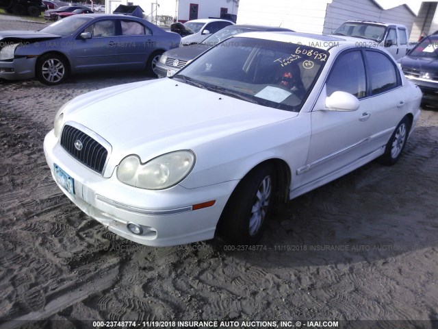 KMHWF35H12A608952 - 2002 HYUNDAI SONATA GLS/LX WHITE photo 2