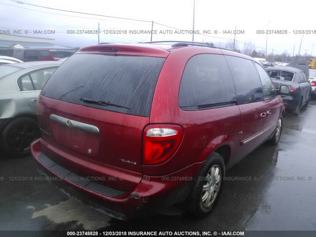 2A4GP54L56R772093 - 2006 CHRYSLER TOWN & COUNTRY TOURING RED photo 4
