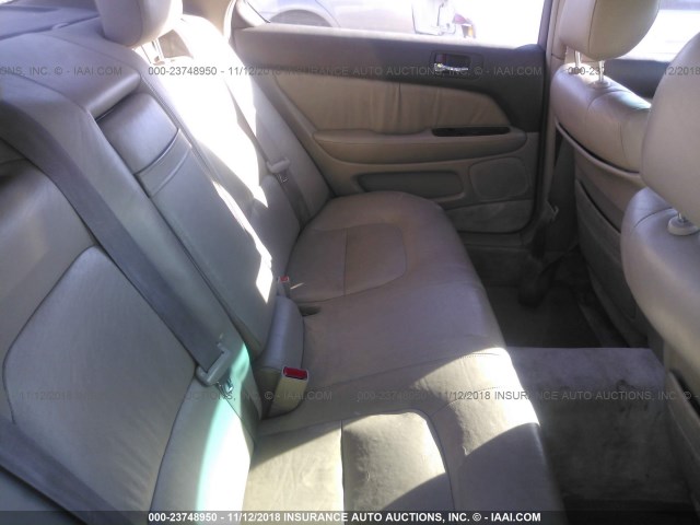 JT8BH22F8T0042014 - 1996 LEXUS LS 400 WHITE photo 8