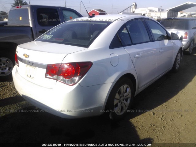 1G1PB5SH8E7170266 - 2014 CHEVROLET CRUZE LS WHITE photo 4