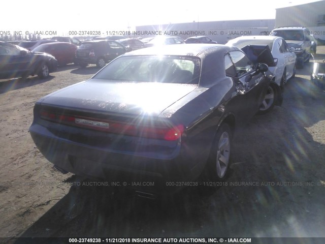 2C3CDYAG3DH607513 - 2013 DODGE CHALLENGER SXT GRAY photo 4